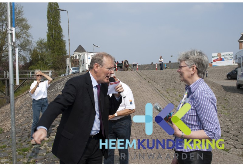 17-4-2011 Opening Camperplaats kade Tolkamer (36)